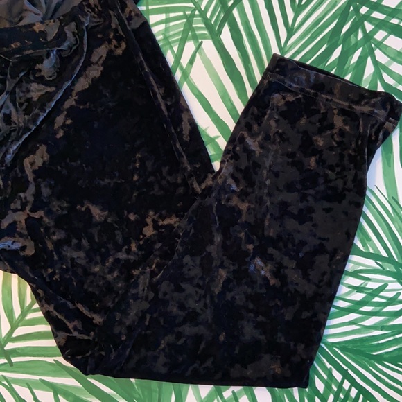 Velour jumpsuit, loose fitting - Picture 5 of 5